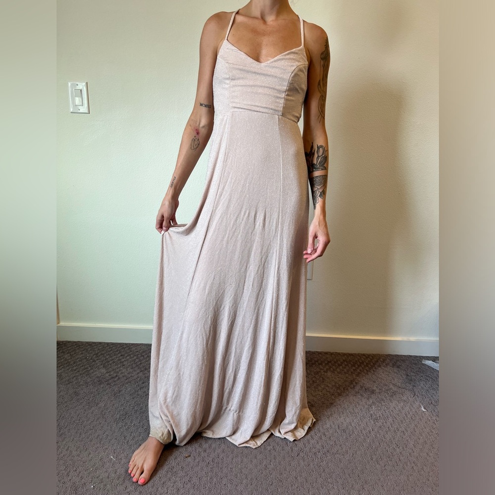 Show me your mumu, light pink sparkly bridesmaid dress